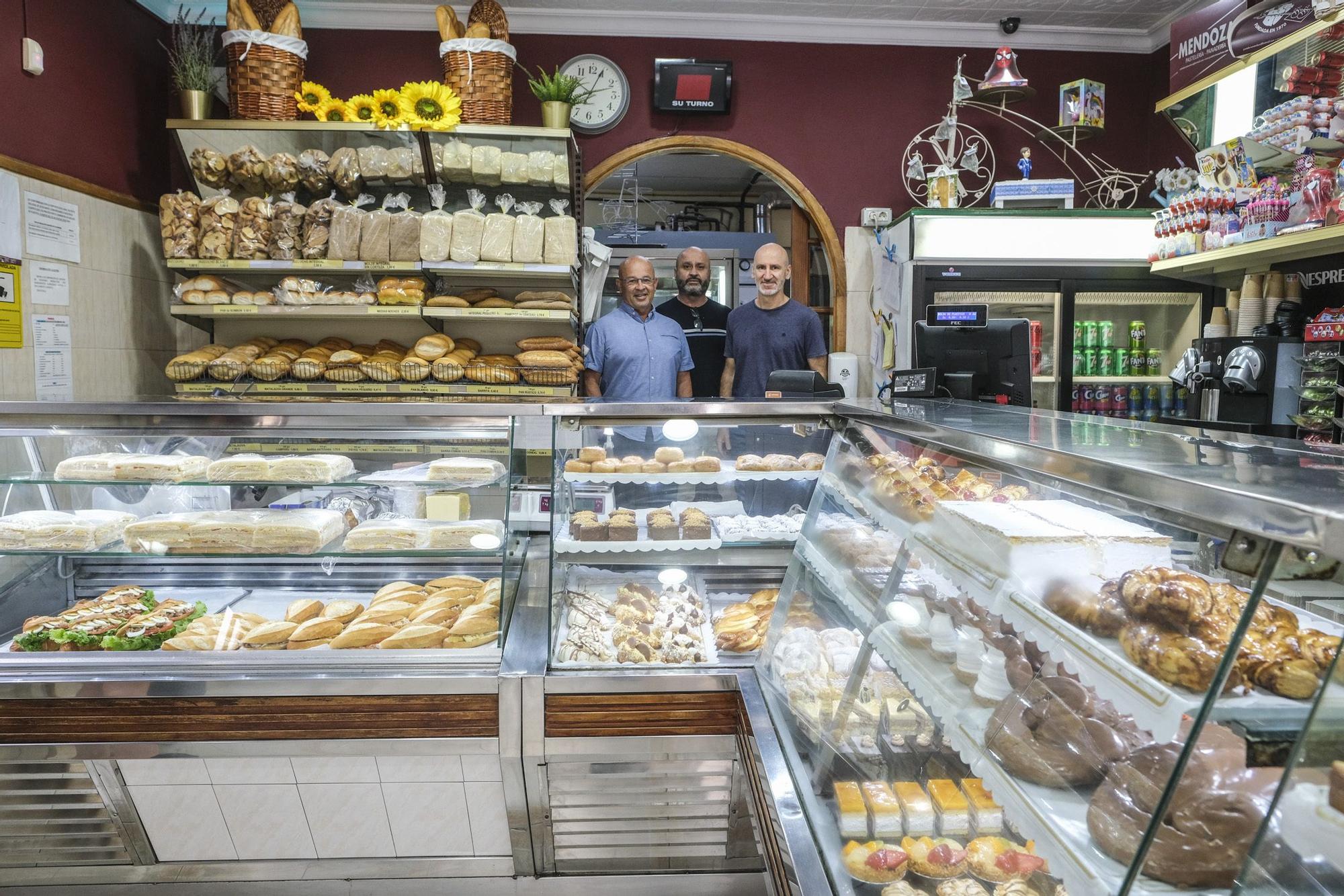 Pastelería y Panificados Mendoza