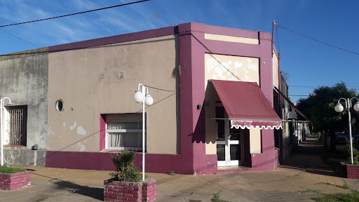 Moustache - Panaderia Y Pasteleria.