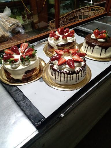 Confitería - Panadería La Moderna