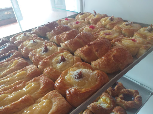 Panaderia Flores