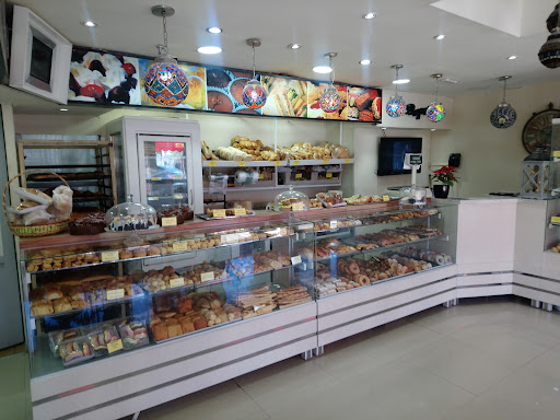 Le Baguette Panaderia