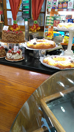 Panadería y Confitería Modelo
