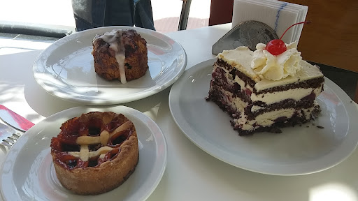 Llao-llao Heladeria, reposteria, cafetería y chocolateria