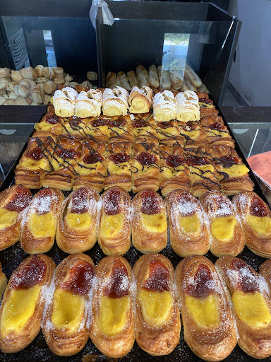 Panadería y Confitería Catalina