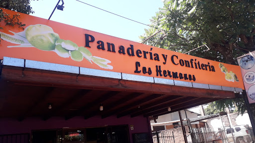 Panaderia y confiteria "Los hermanos"