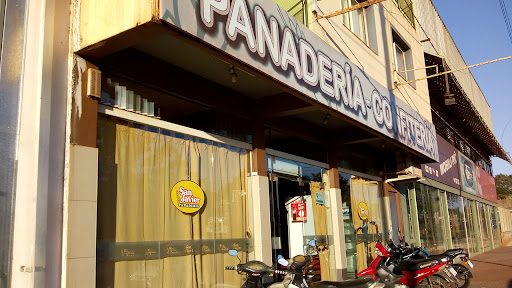 Panadería y Confitería San Javier