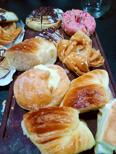 Canela Bakery