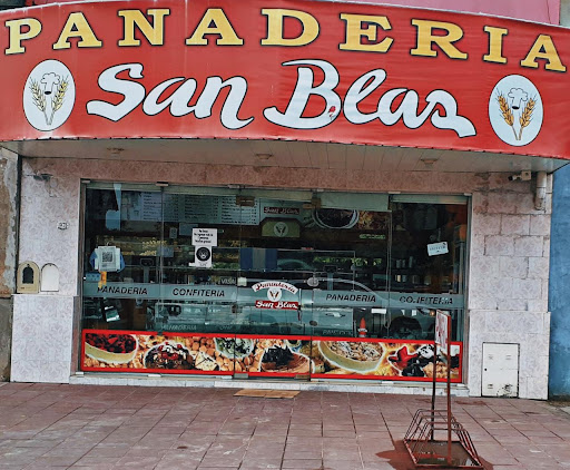 Panadería Y Confitería San Blas Fundada Desde El AÑO 1958