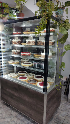 Esencias Panadería & Café