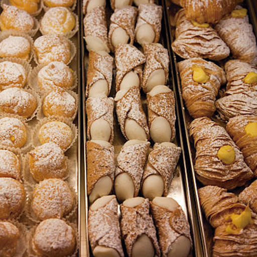 Panadería y Confitería El Clarín