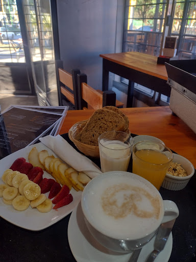 Las Palmeras Cafetería y Panadería